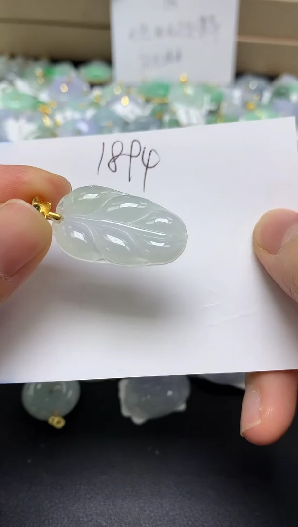 翡翠未镶嵌颈饰 天然缅甸翡翠A货