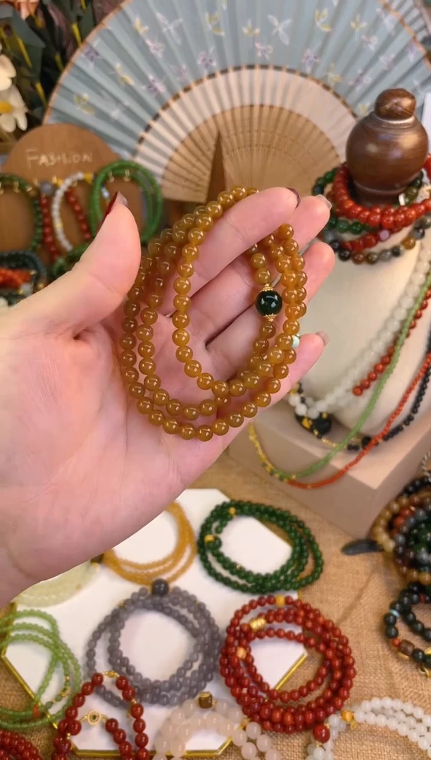 【闪购商品】和田玉三圈18K金镶嵌糖玉