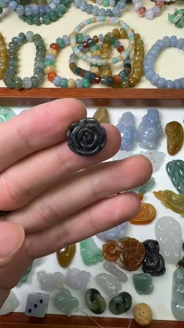 【闪购商品】翡翠颈饰未镶嵌【闪购商品】 天然翡翠