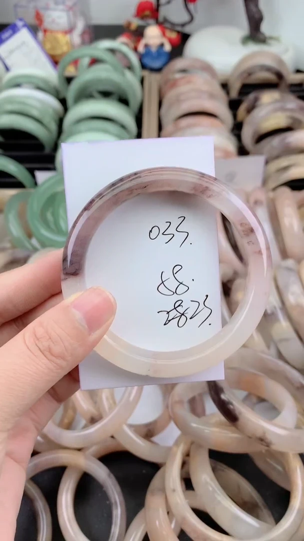 未镶嵌手镯石英质玉033