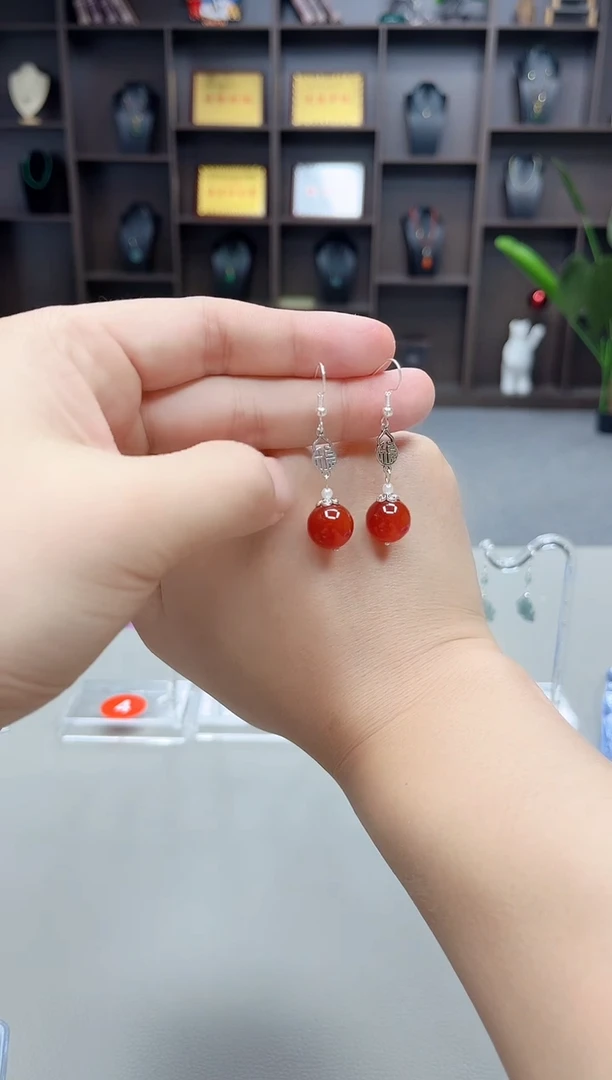 未镶嵌耳饰玛瑙/玉髓230000