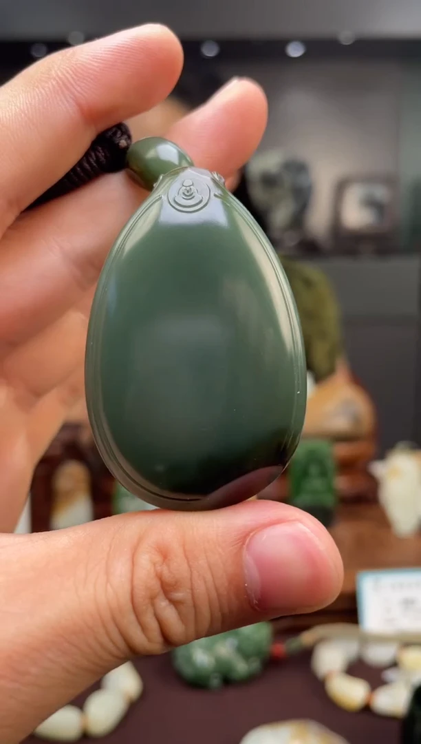 未镶嵌和田玉挂件吊坠