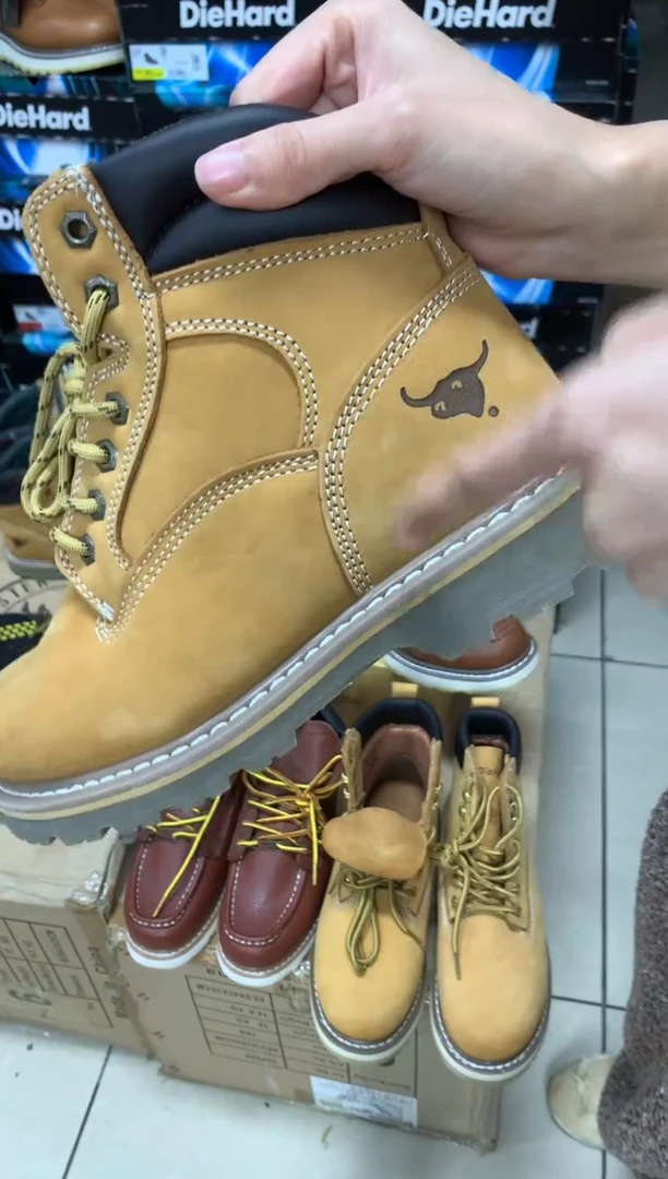 牛皮43码，牛头1，皮鞋码，工装靴，默认微瑕 个别鞋面有胶印