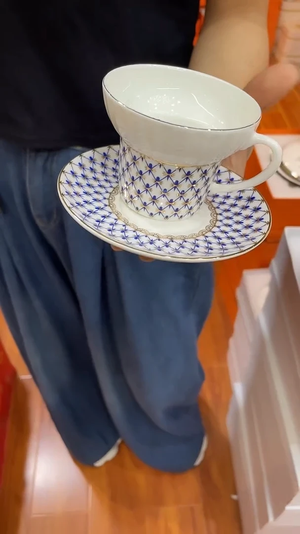 杯鸿辉家品牌瓷器，京东包邮！