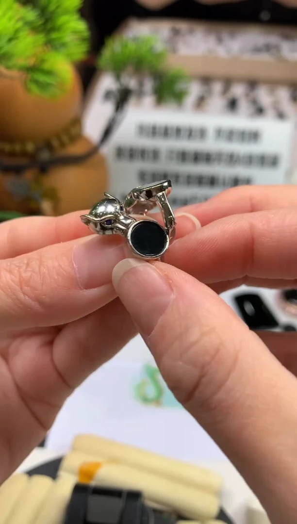 颈饰未镶嵌翡翠快***?---121009