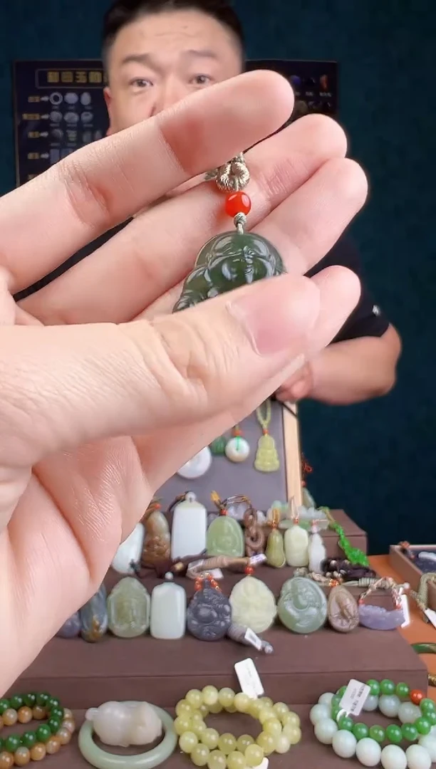 和田玉未镶嵌颈饰多样性发货 拍一单发一个