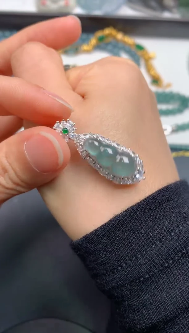 【闪购商品】翡翠颈饰银S925镶嵌无证书