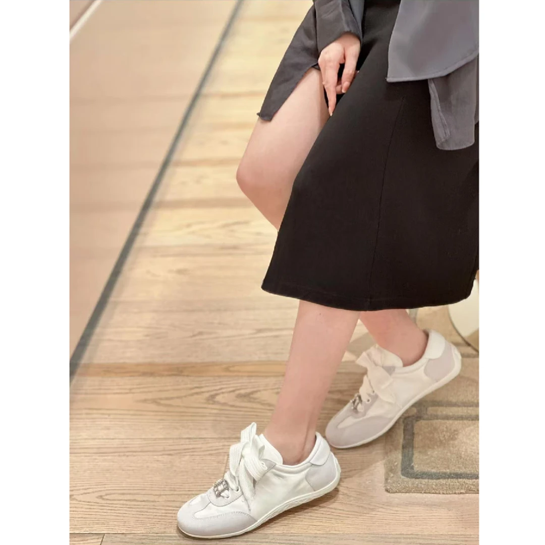 【大老板专属】【R德训小白鞋】经典时尚全新钻扣设计师时髦女鞋