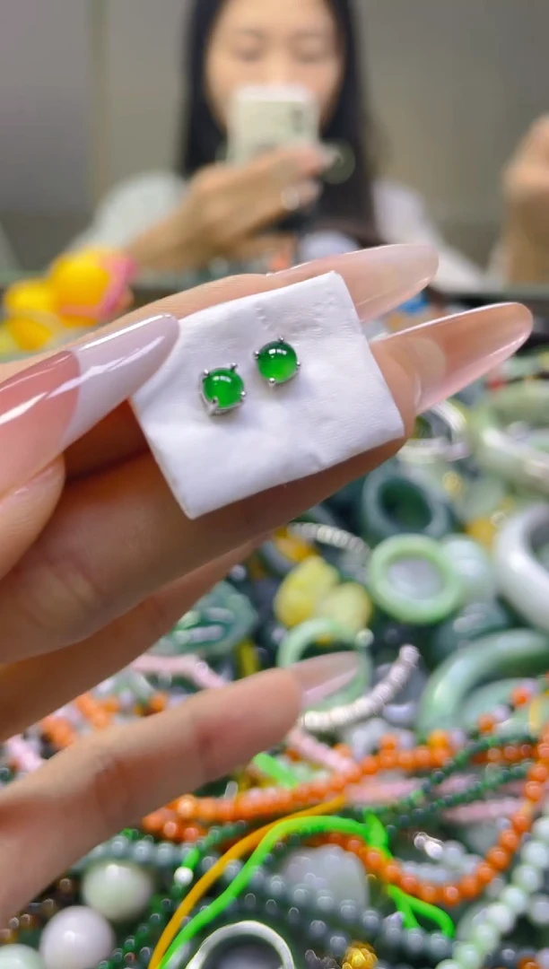 翡翠未镶嵌颈饰/L/翡翠A货一图一物