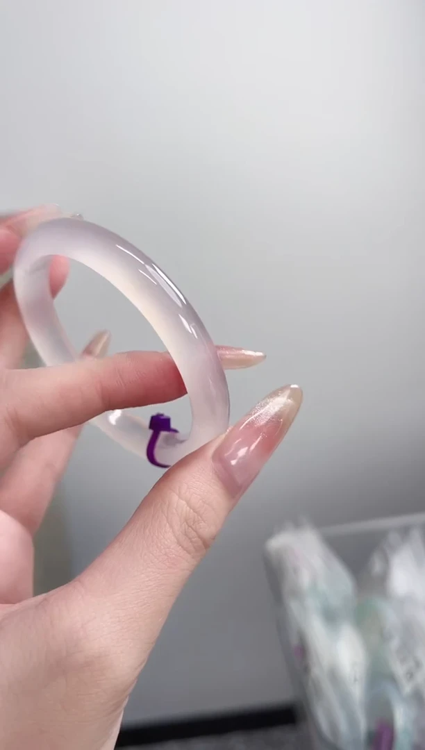 【闪购商品】玛瑙/玉髓手镯未镶嵌53-54圈 需要包容