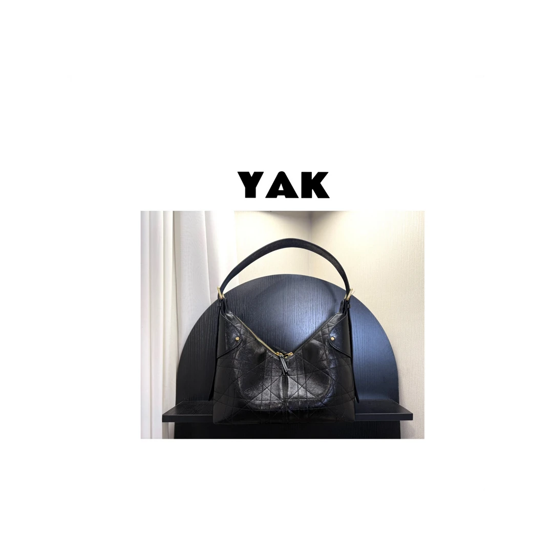 YAK voyagr 女士包包 斜跨包鳄鱼纹肩包轻奢风黑色斜挎包褶皱包