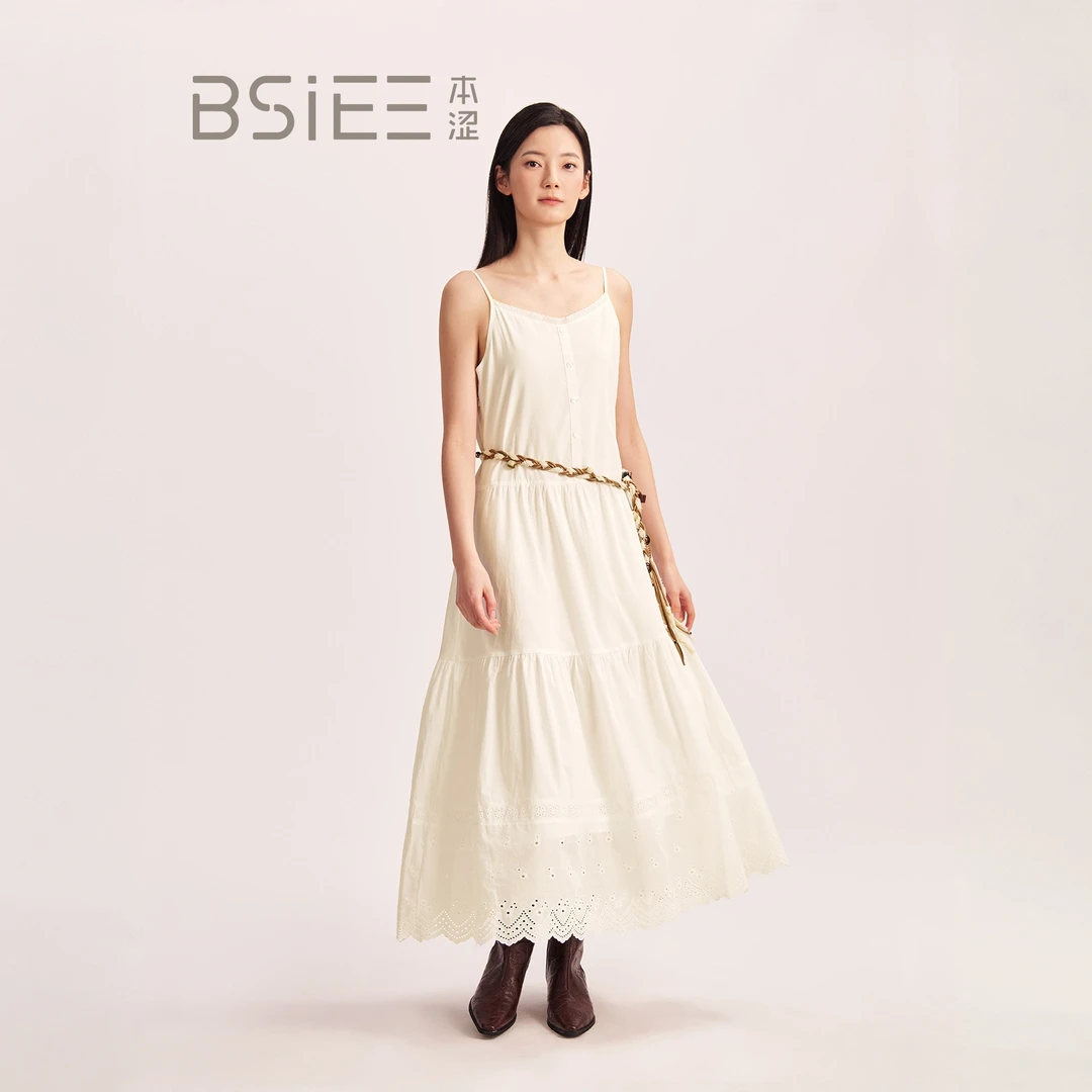 BSiEE本涩2026新款腰甜美刺绣V领花边吊带裙日常连衣裙G2362B01
