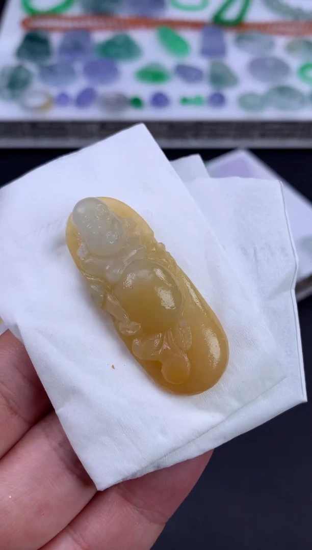 未镶嵌定制翡翠向**原翡翠