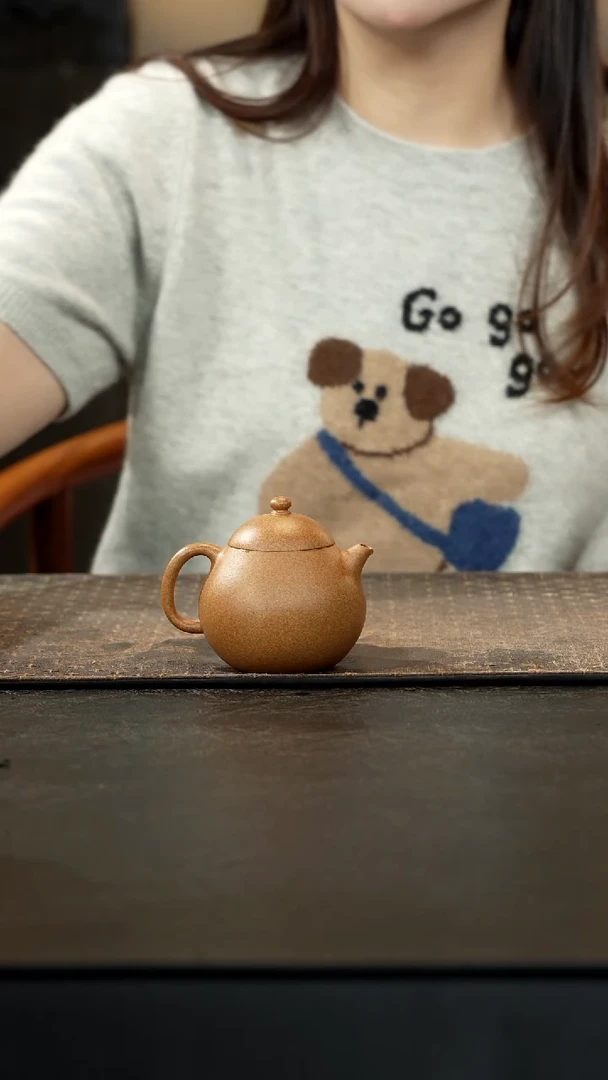 茶壶紫砂冷黄金龙蛋150cc