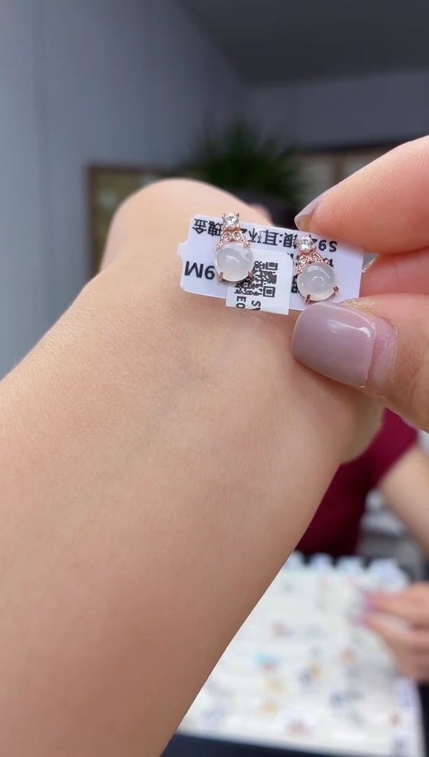 银S925镶嵌翡翠耳饰娜**姐1