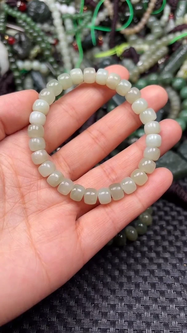 【闪购商品】和田玉未镶嵌颈饰1