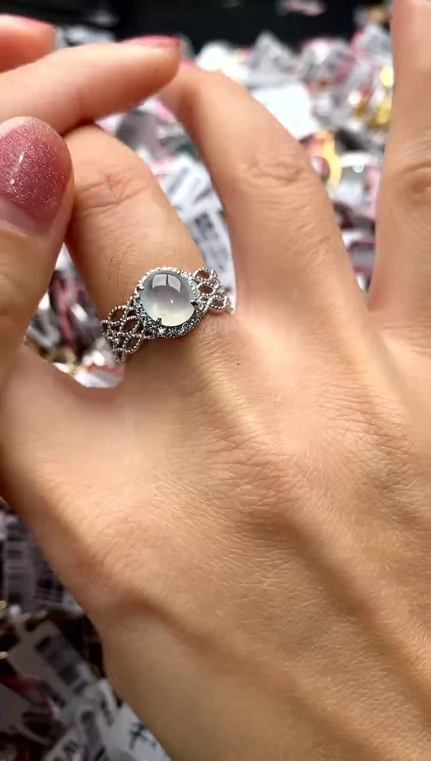 【闪购商品】翡翠戒指银S925镶嵌44444444       7