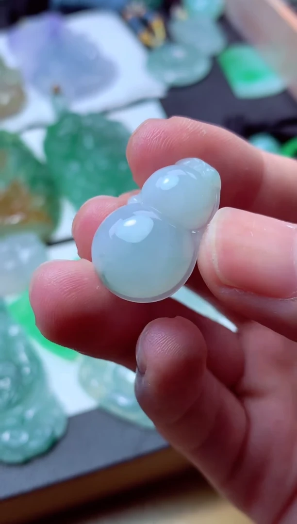 翡翠未镶嵌颈饰天然翡翠