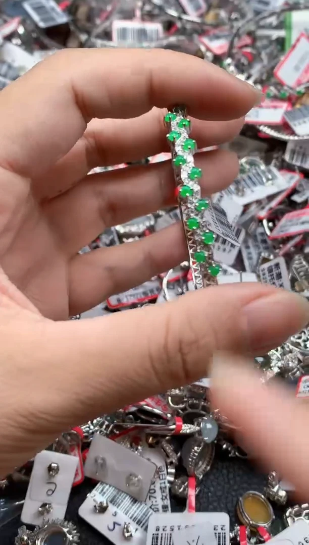 银S925镶嵌戒指翡翠天然A货缅甸翡翠