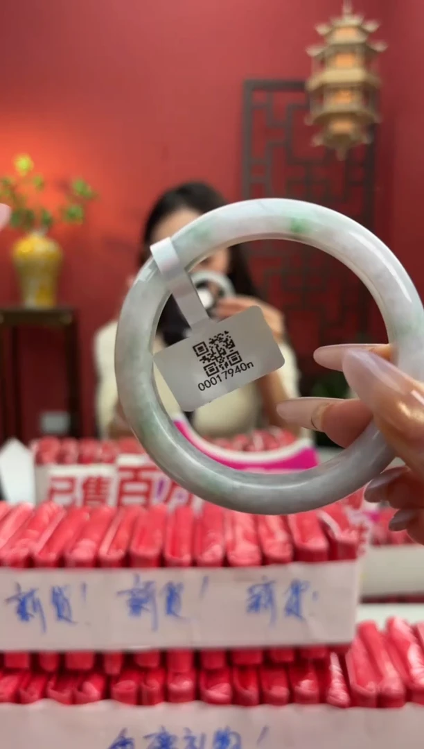 未镶嵌手镯翡翠翡翠手镯3