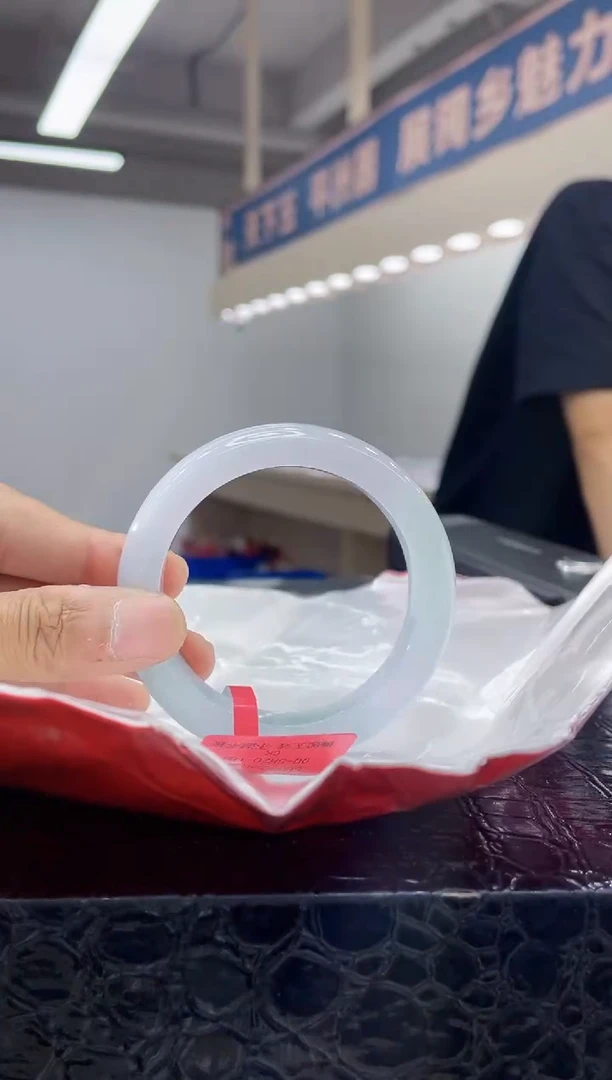 未镶嵌手镯翡翠手镯17