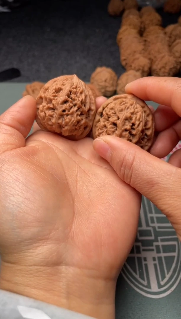 把件文玩核桃w142  凤凰台 40尺