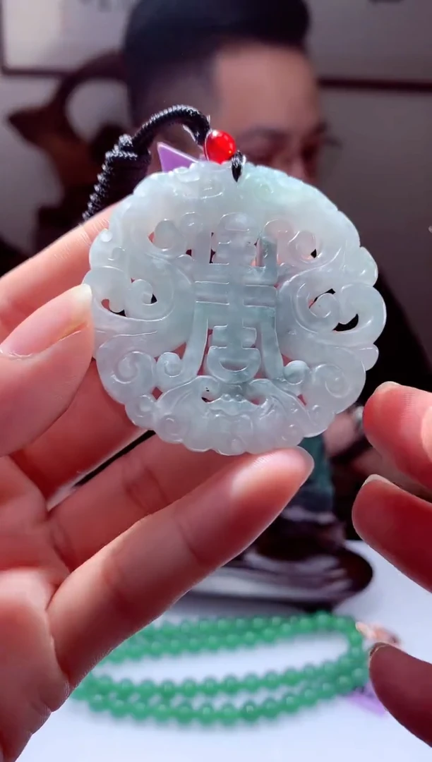 颈饰未镶嵌翡翠天然翡翠（拍一发一）