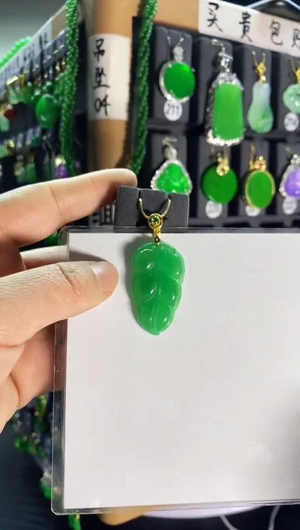 【闪购商品】翡翠耳饰银S925镶嵌216...