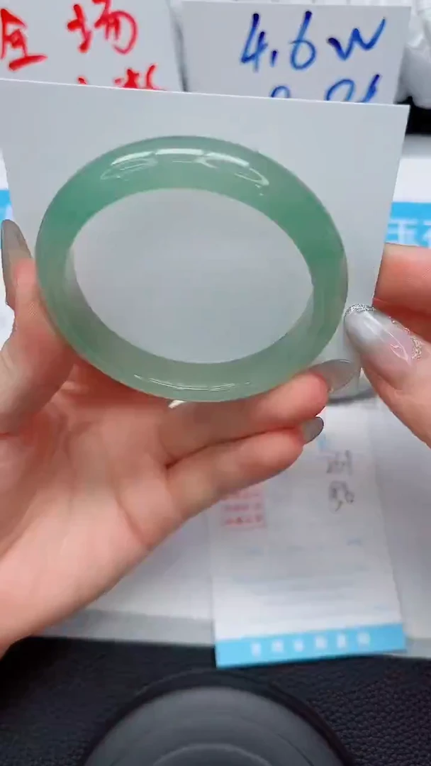 未镶嵌手镯石英质玉231-56