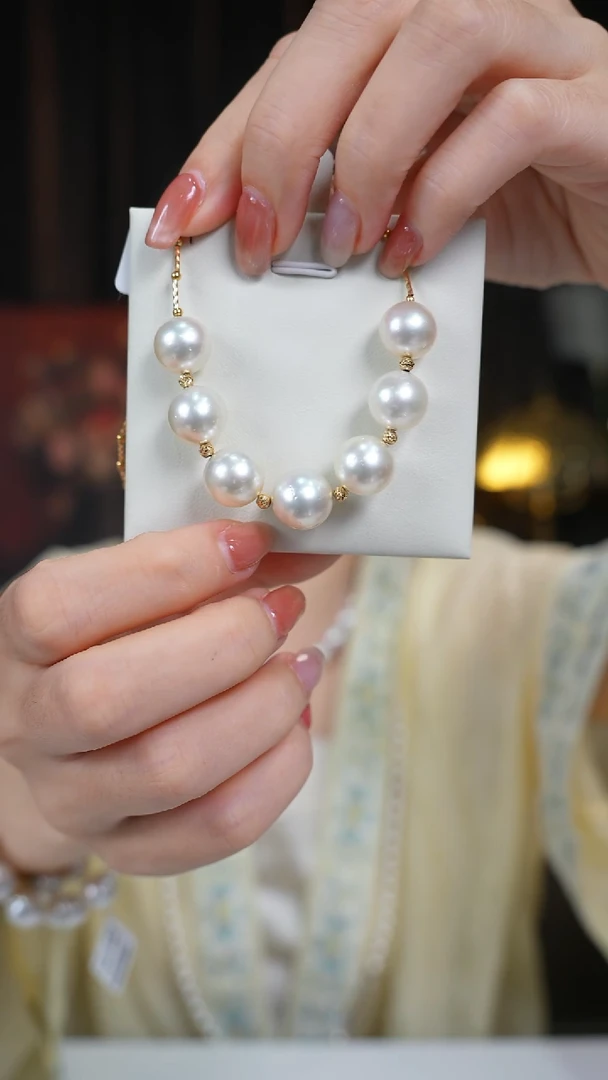 项链18K金镶嵌海水珍珠澳白11-12mm