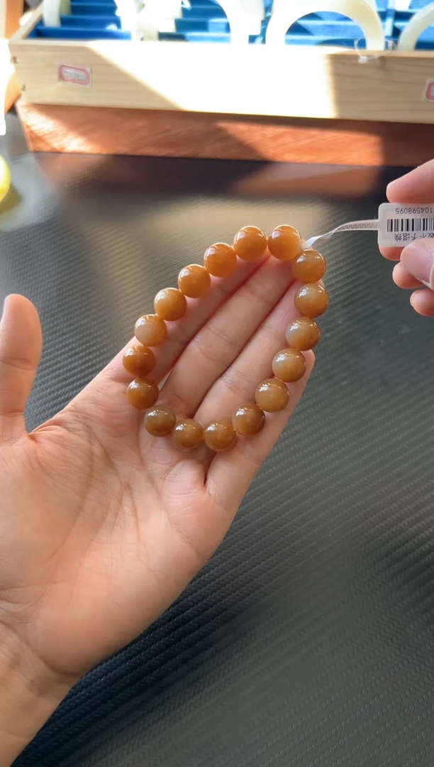 未镶嵌手串和田玉若羌微色差卡12