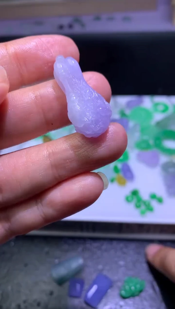 未镶嵌定制翡翠毛货