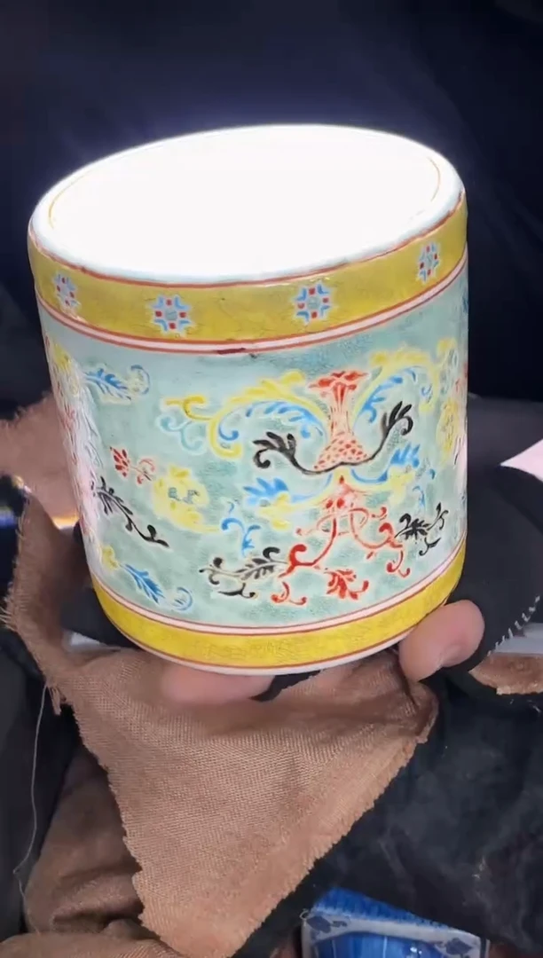 摆件陶瓷现代工艺品Y131