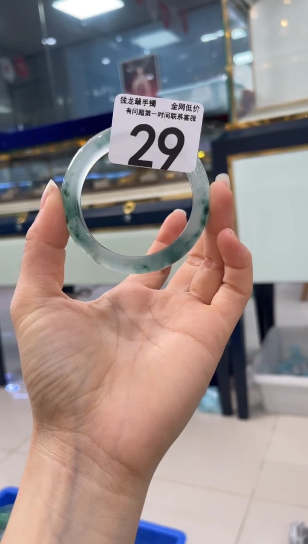 石英质玉手镯未镶嵌29   52-53圈口可戴