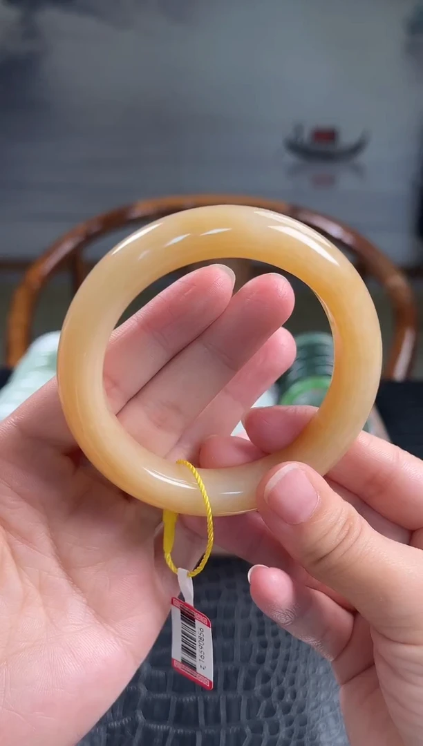 未镶嵌手镯和田玉58圈口0856