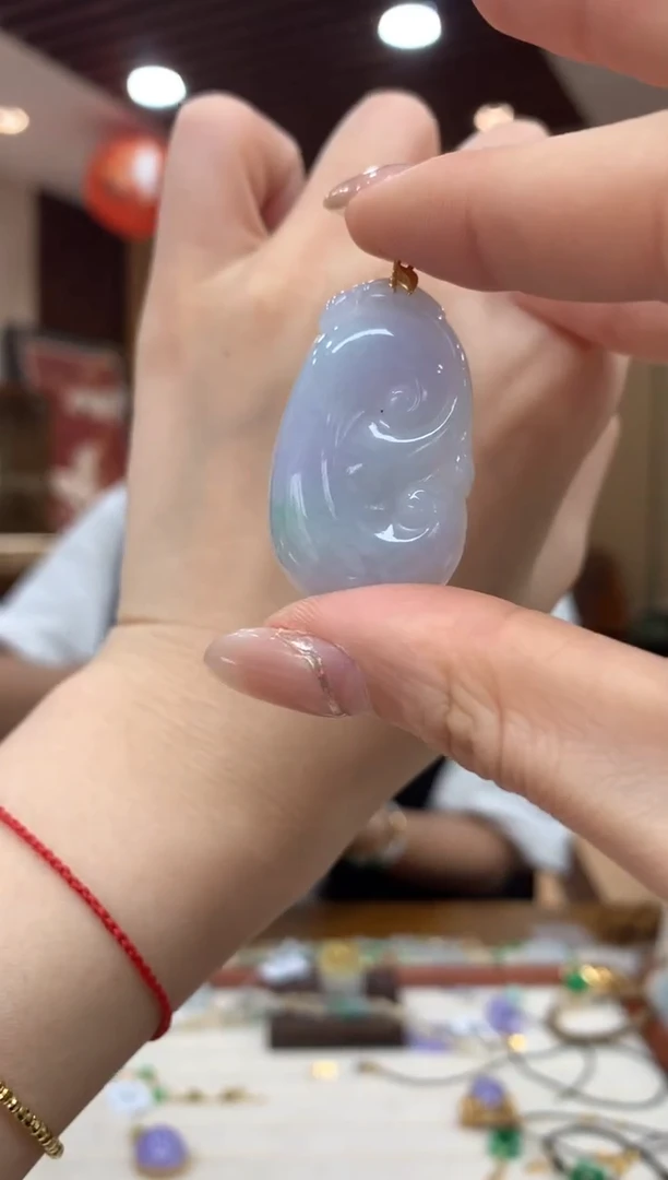 吊坠(不含链)18K金镶嵌翡翠如意