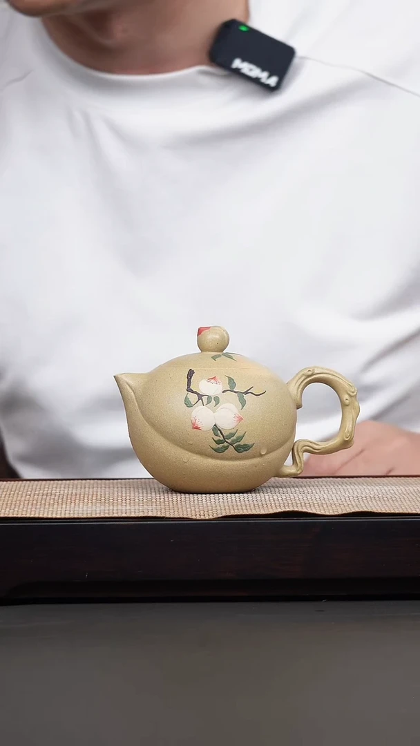 茶壶紫砂本绿泥绘上合桃