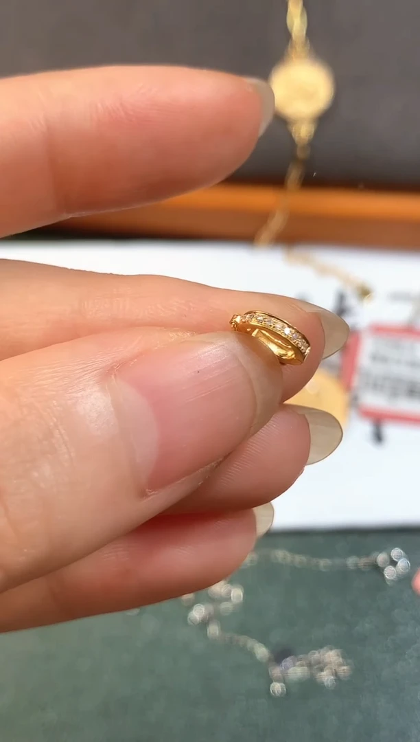 吊坠18K金镶嵌钻石E457|480