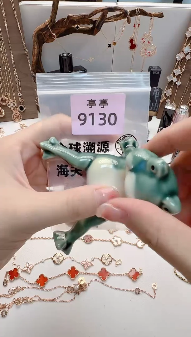 瓷片小****巳彧贤聚宝阁亭亭店