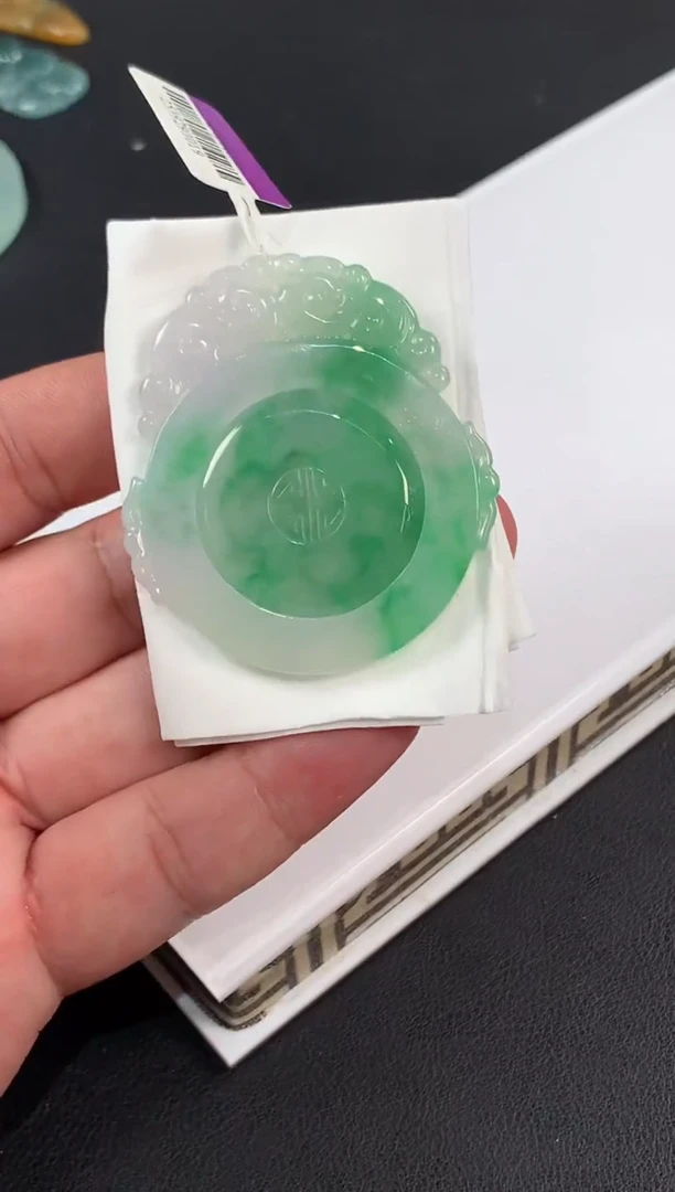 未镶嵌定制翡翠琴*翡翠