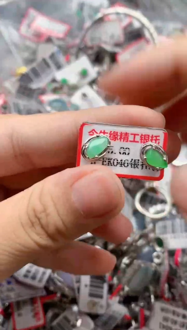 银S925镶嵌戒指翡翠天然A货缅甸翡翠