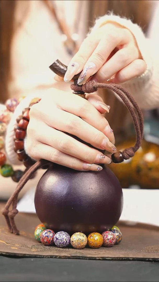 【闪购商品】WD274紫色小容量酒葫芦随缘发