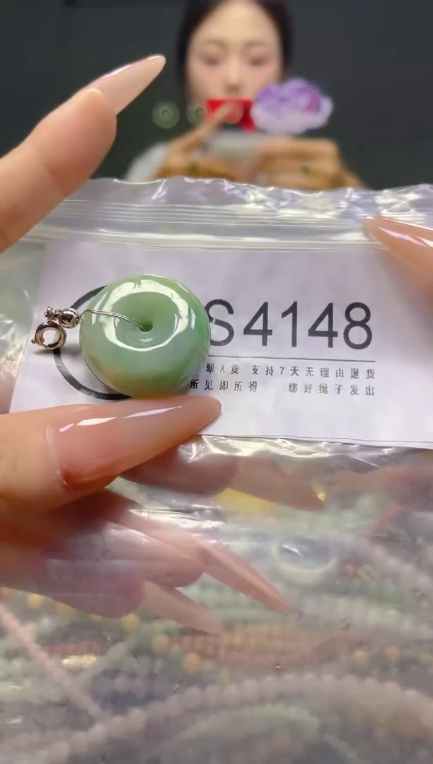 颈饰未镶嵌翡翠/S/翡翠A货，一件也是批发价