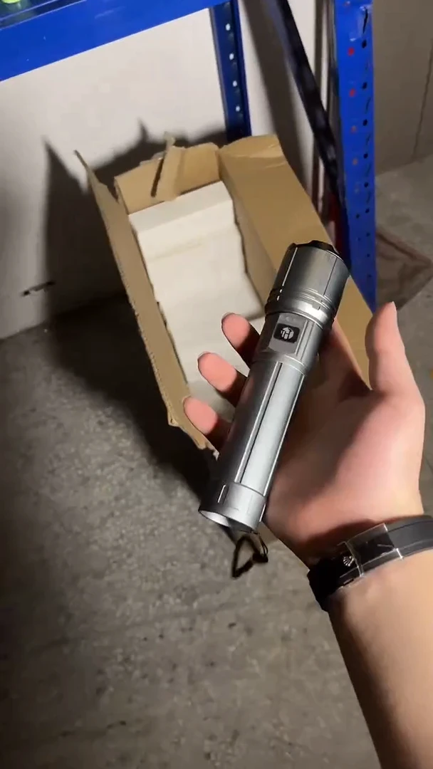 【银枪】登山露营户外探险多功能超长续航铝合金手电筒