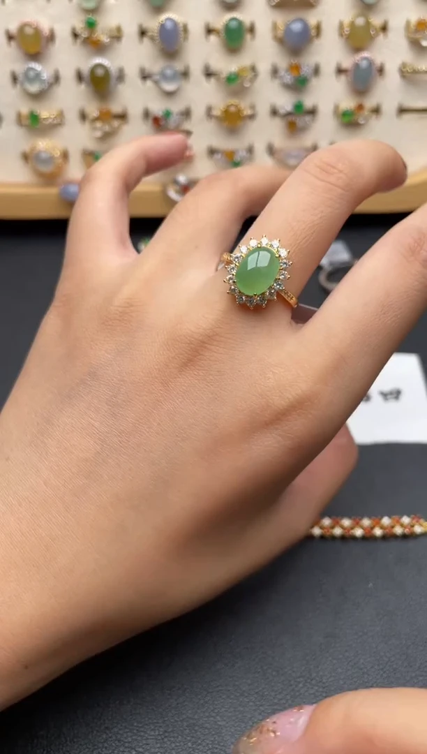 翡翠戒指银S925镶嵌一物一证一礼盒