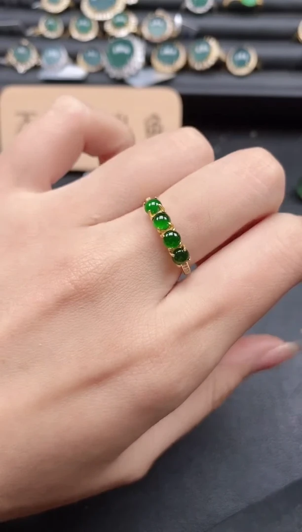 翡翠戒指银S925镶嵌5151-200