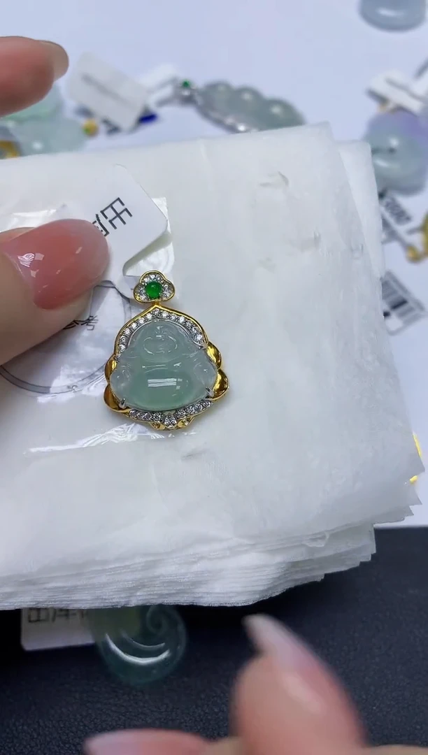 颈饰未镶嵌翡翠天然缅甸翡翠A货多样性发一件