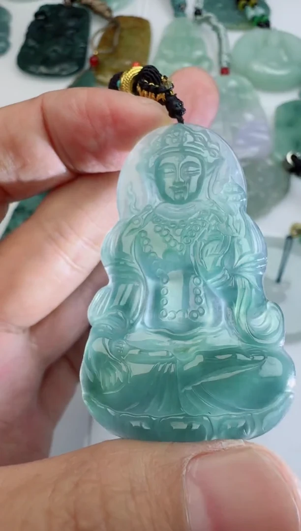 【闪购商品】翡翠颈饰未镶嵌1111111111111