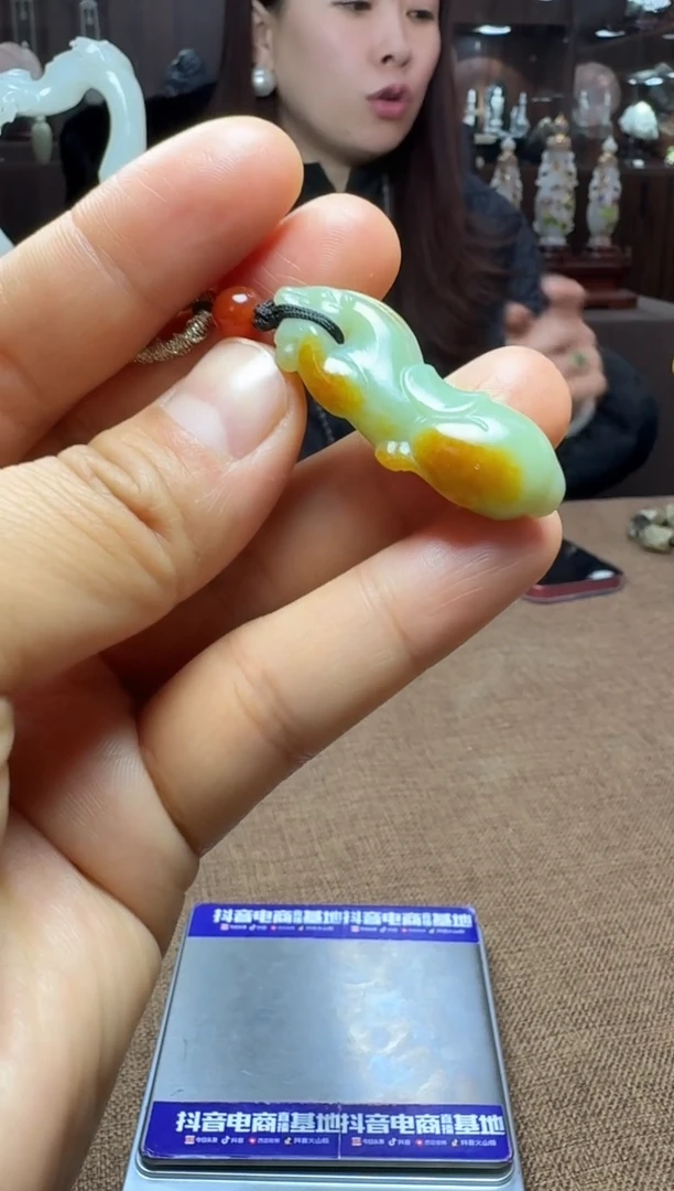 【闪购商品】和田玉颈饰未镶嵌和田玉一马平川111