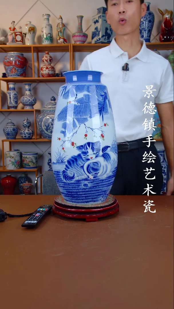 现代景德镇手工手绘陶瓷摆件32